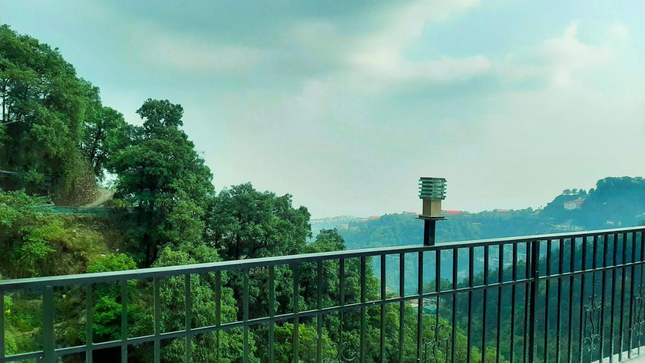 Hotel Oakland Landour Массури Экстерьер фото