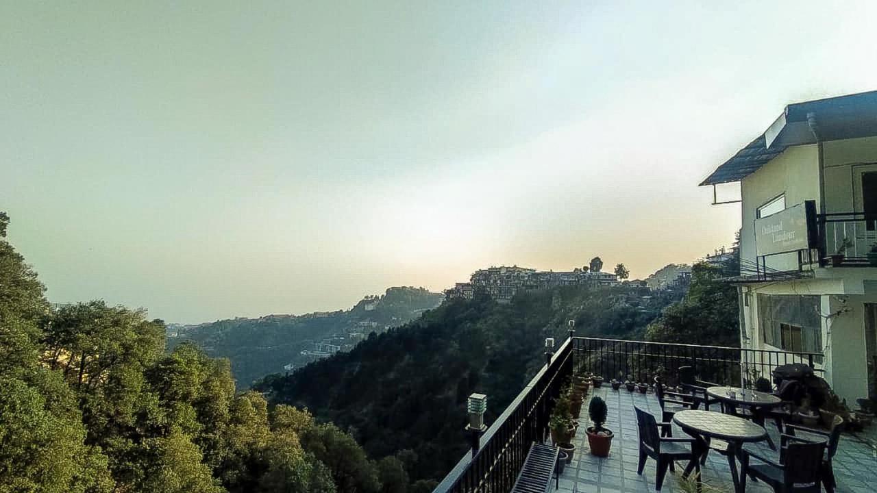 Hotel Oakland Landour Массури Экстерьер фото