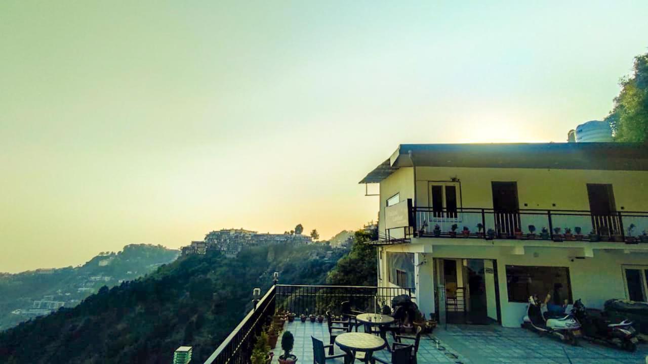 Hotel Oakland Landour Массури Экстерьер фото